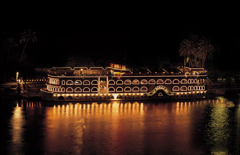 Cairo: Dinner Cruise on the Nile River with Entertainment